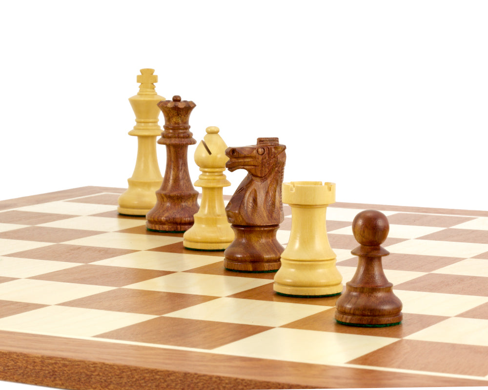 British Series Staunton Chessmen in Acacia 3.75 Inches