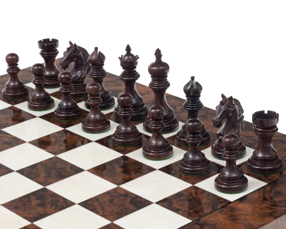 The Luxury Staunton Garvi Rosewood and Walnut Grand Chess Set