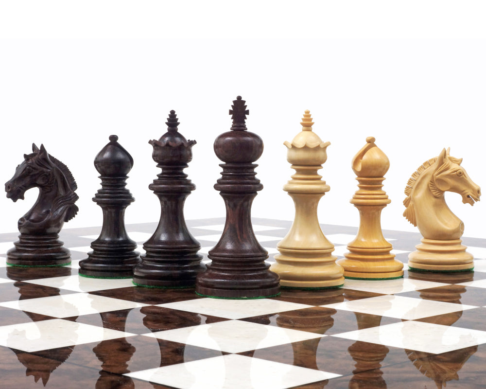 The Luxury Staunton Garvi Rosewood and Walnut Grand Chess Set